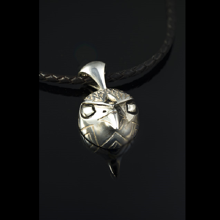 Hawk pendant outlet